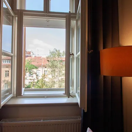 Ve Smeckah Apartment Prague