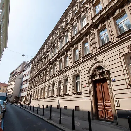 Apartment Ve Smeckah Prag