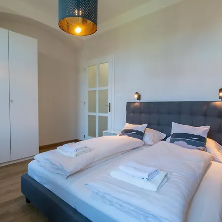 Ve Smeckah Apartment Prague